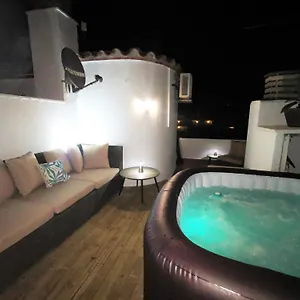 rooftop-35m2-jacuzzi-plein-sud-2-chambres.catalonia-hotels.com/